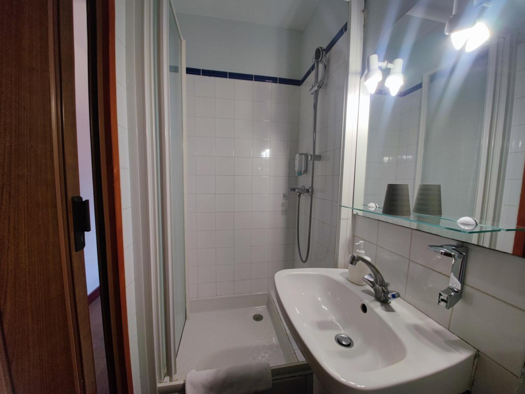 Hotel Riquet ตูลูส ภายนอก รูปภาพ
